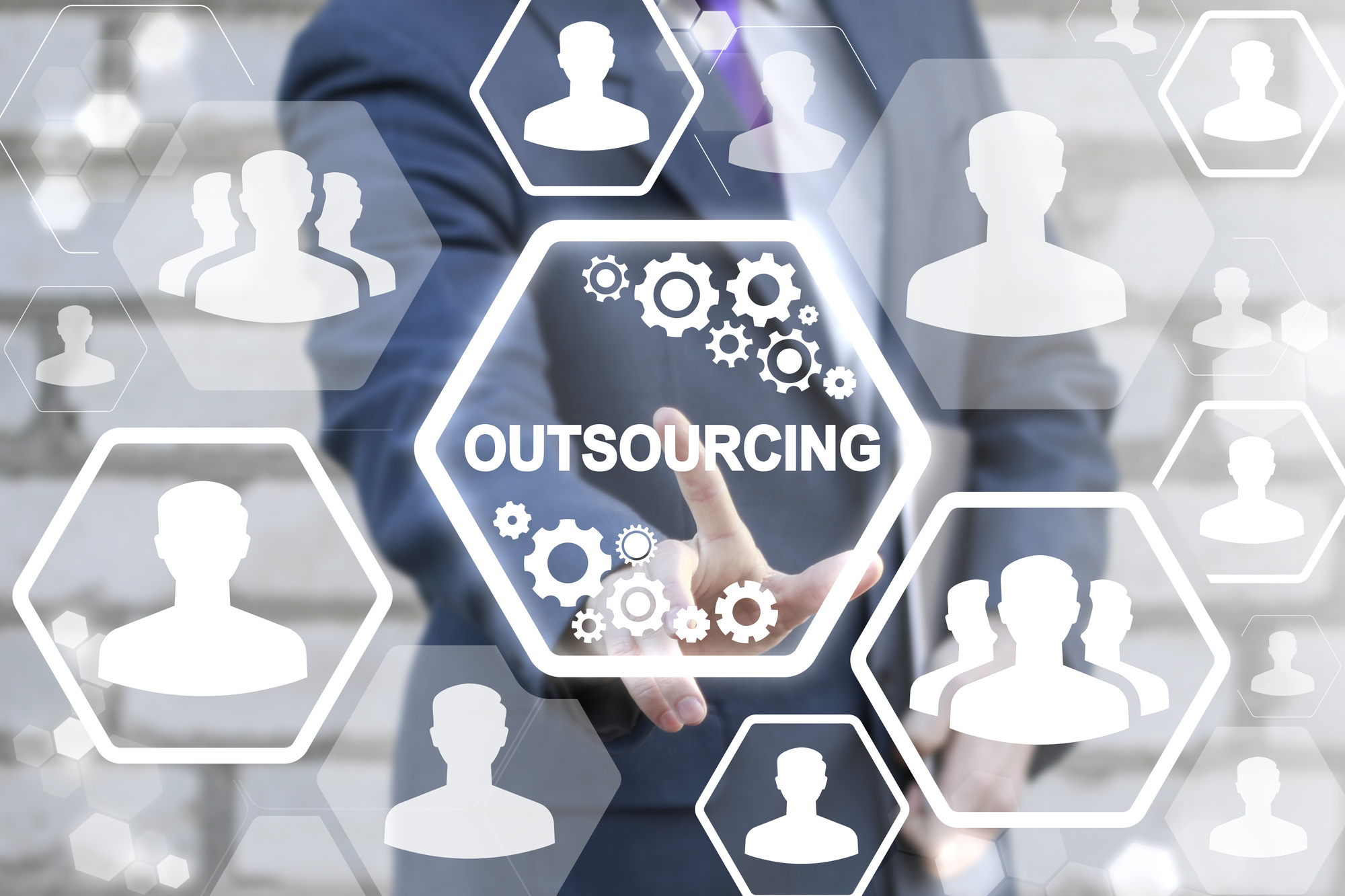 why-do-companies-outsource-7-important-benefits-for-business-owners